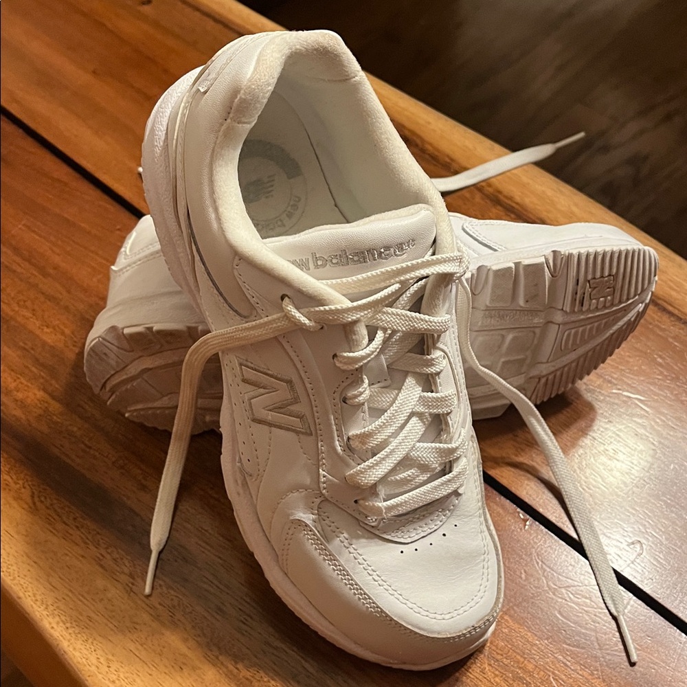 New Balance Women's WW405WT 405 Slip Resistant Cross-Training Shoe SIZE: 7.5